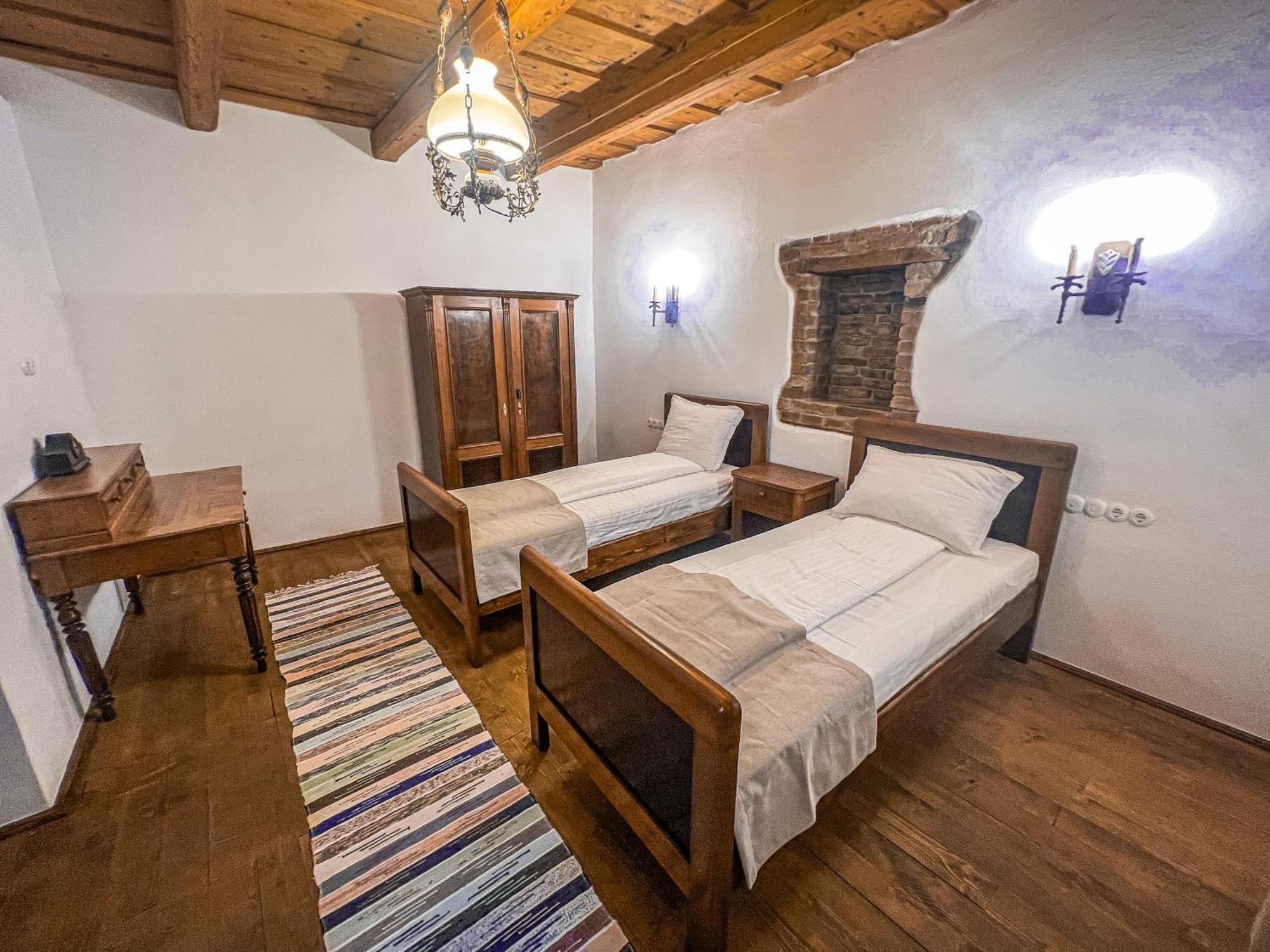 Castle View Saschiz - Traditional Guesthouse Exterior foto