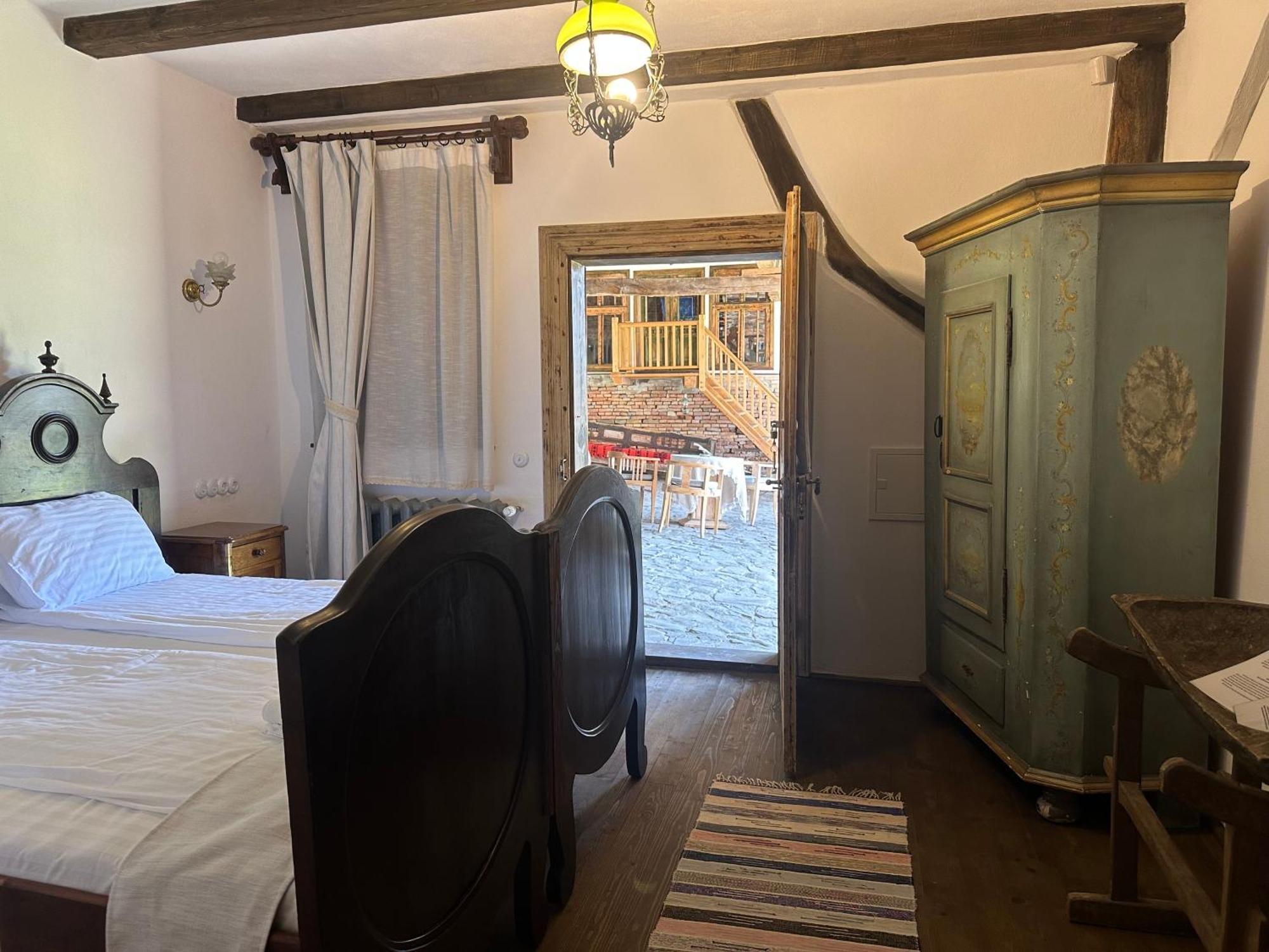 Castle View Saschiz - Traditional Guesthouse Exterior foto