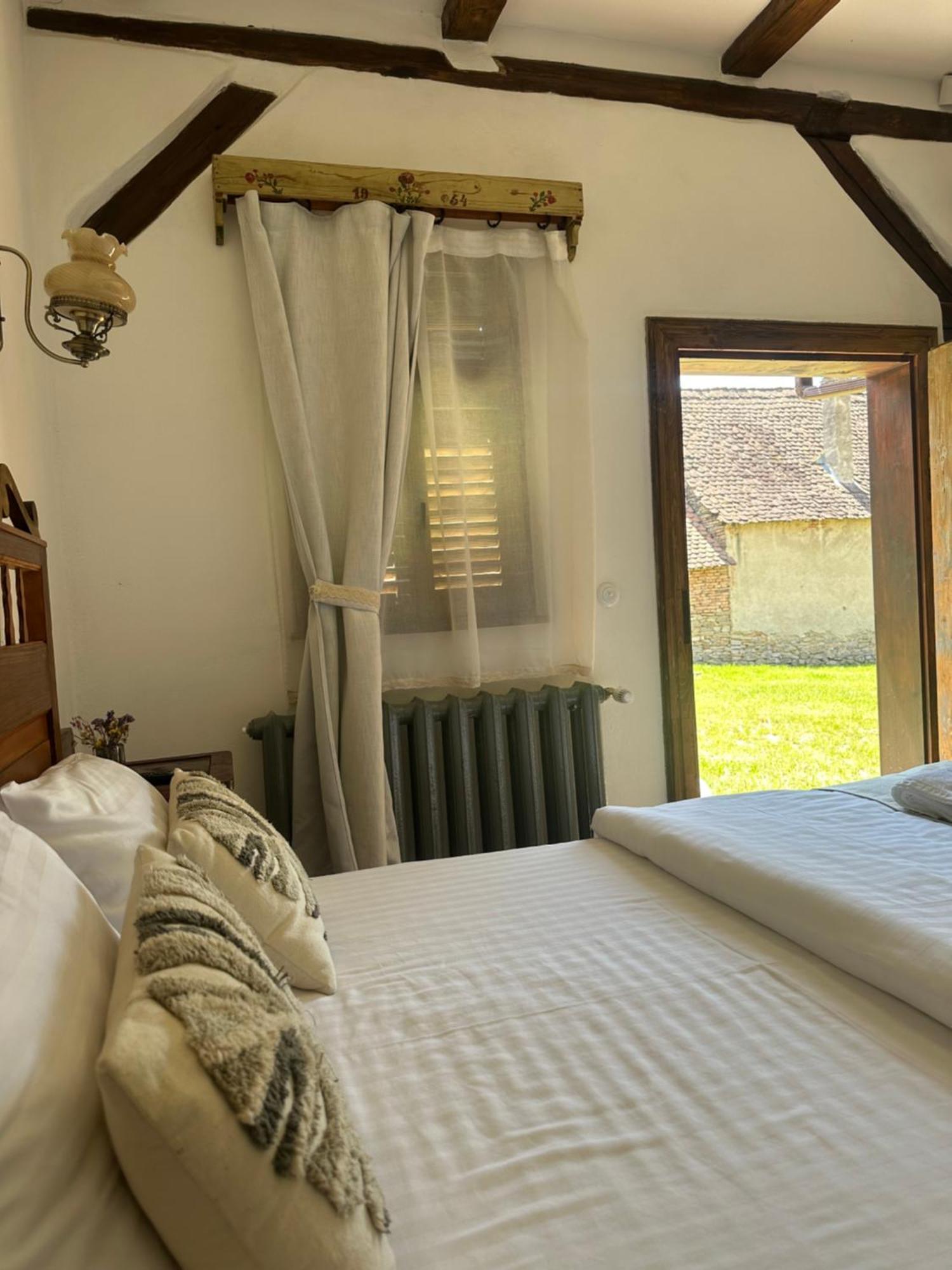 Castle View Saschiz - Traditional Guesthouse Exterior foto
